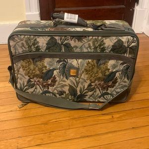 Suite case for sale!
